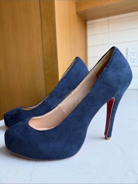 Christian Louboutin Blue Suede Heels Pumps Size 38
